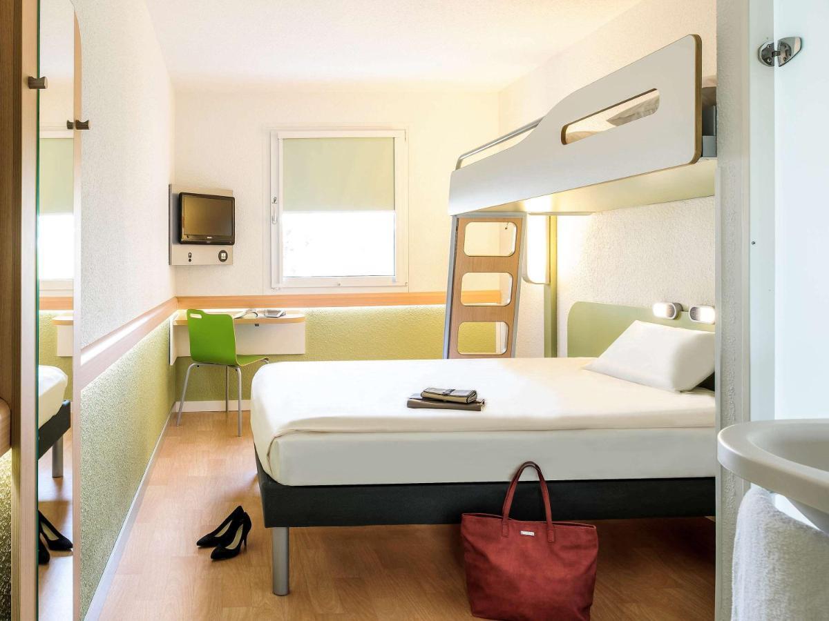 Ibis Budget Montbéliard Esterno foto