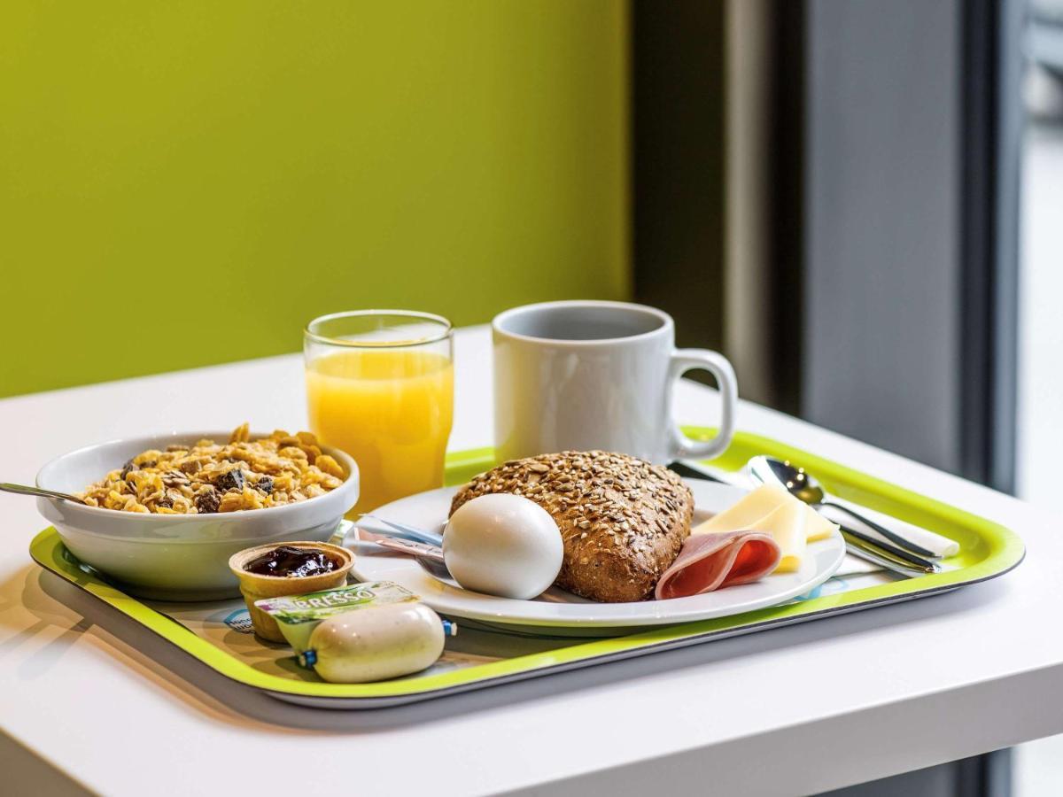 Ibis Budget Montbéliard Esterno foto